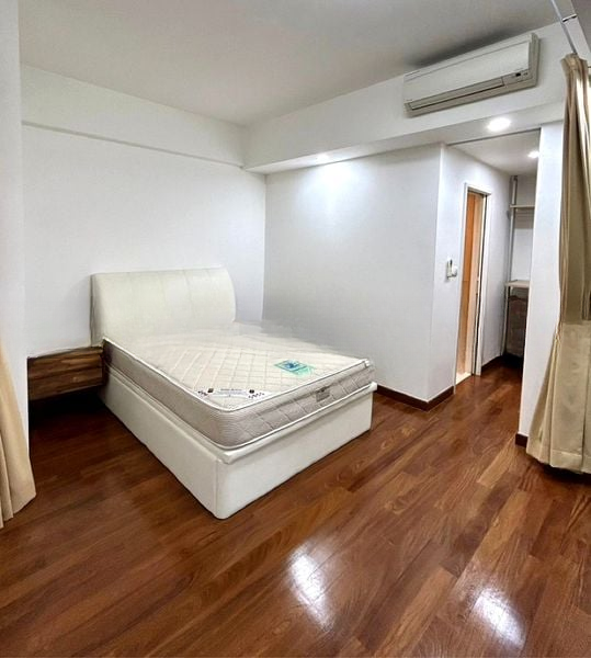 THE SAIL @ MARINA BAY 9