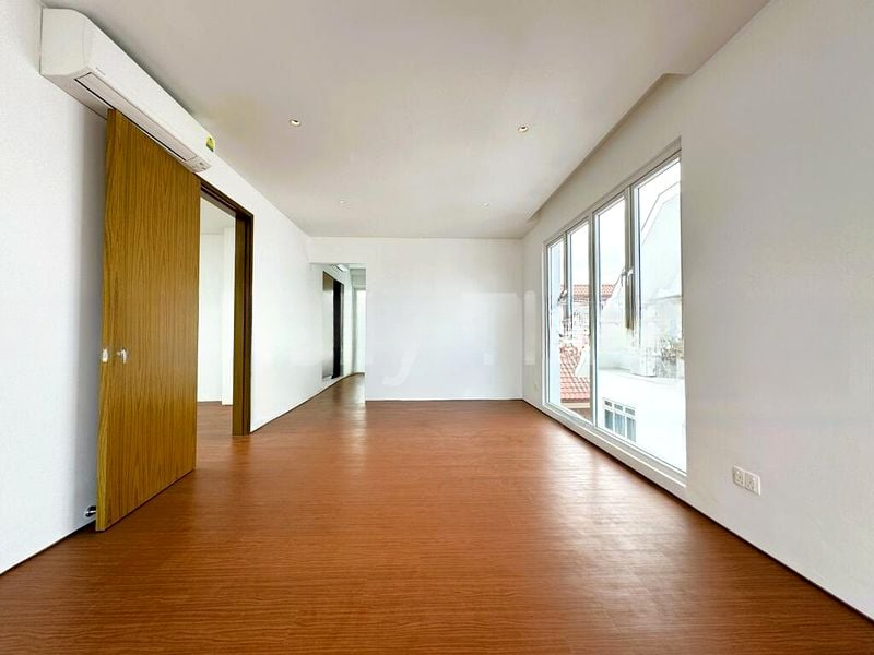 SELETAR HILLS ESTATE 12