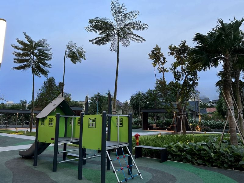 STIRLING RESIDENCES 12