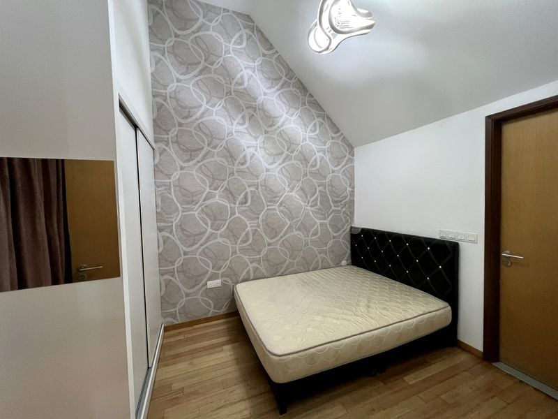URBAN LOFTS 5