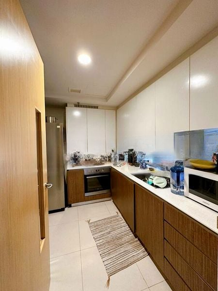 THE LAKEFRONT RESIDENCES 2