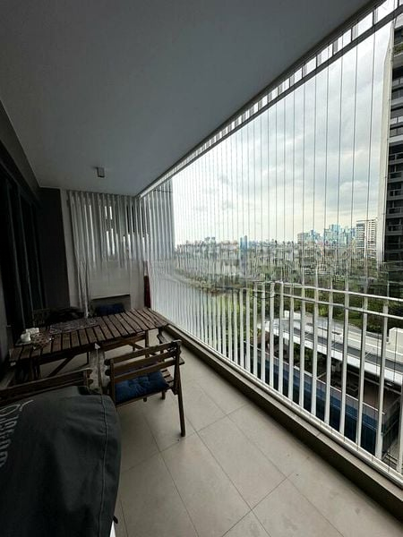 THE LAKEFRONT RESIDENCES 5