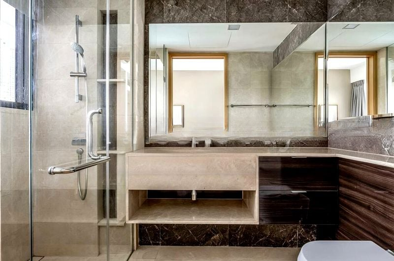 COMMONWEALTH TOWERS 2