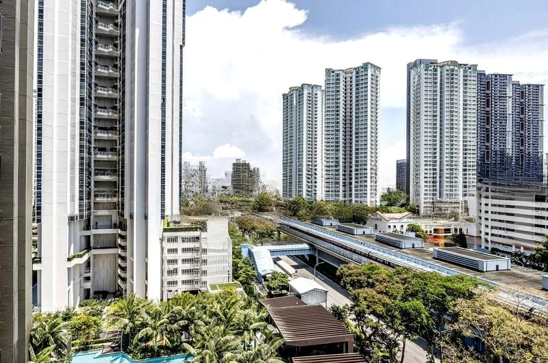 COMMONWEALTH TOWERS 4