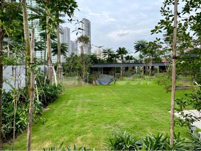 STIRLING RESIDENCES 14