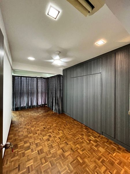 THOMSON GROVE 9