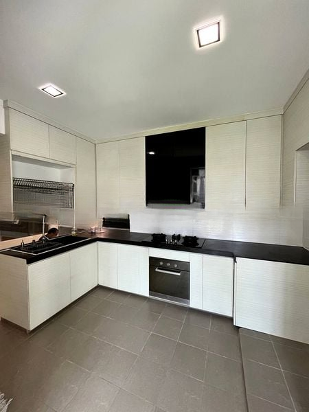 THOMSON GROVE 2