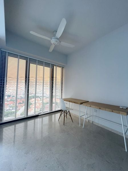 SEASIDE RESIDENCES 4