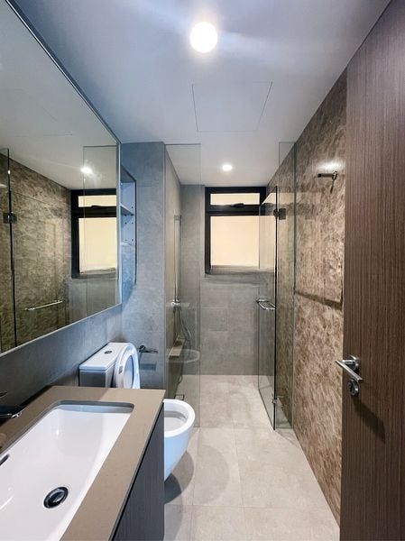 SEASIDE RESIDENCES 8