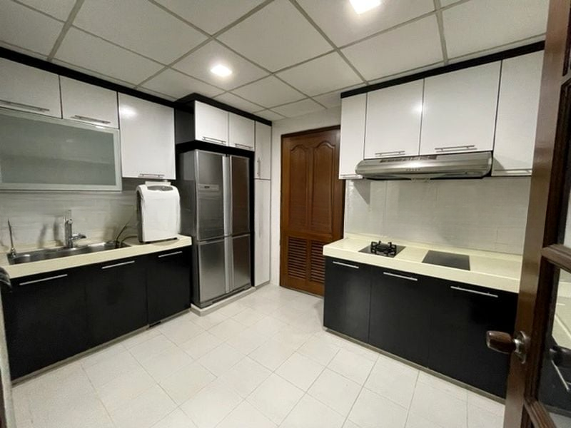 HIGHLAND CONDOMINIUM 5