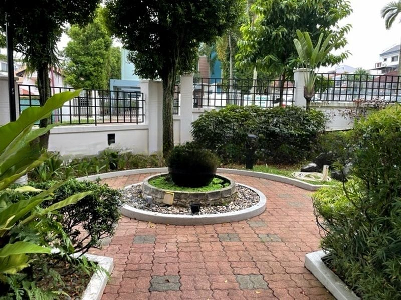 HIGHLAND CONDOMINIUM 13