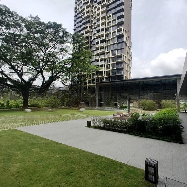 IRWELL HILL RESIDENCES 4