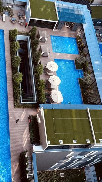 PULLMAN RESIDENCES NEWTON 8