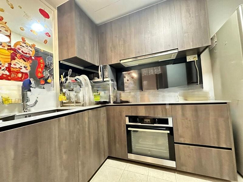 INZ RESIDENCE 5