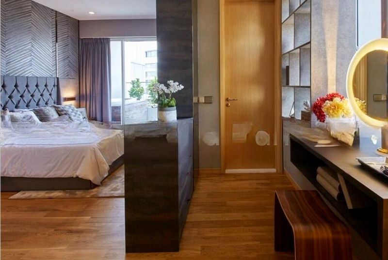 THE PEAK @ CAIRNHILL II 2