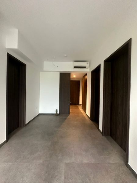 MIDTOWN MODERN 4