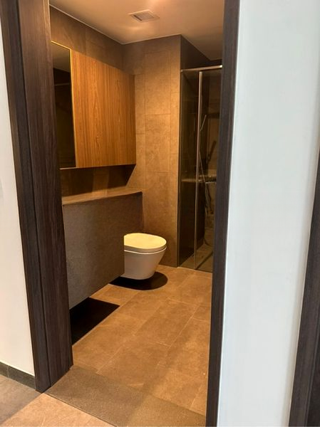 MIDTOWN MODERN 8