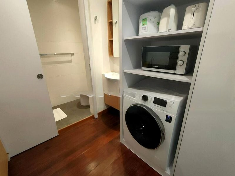 HIGH STREET CENTRE 10