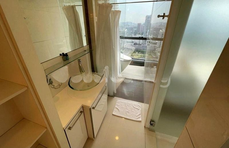 HIGH STREET CENTRE 7