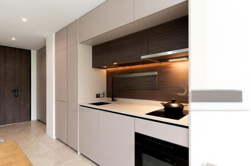 THE REEF AT KING'S DOCK 6