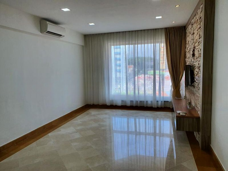 EMERALD GARDEN 8