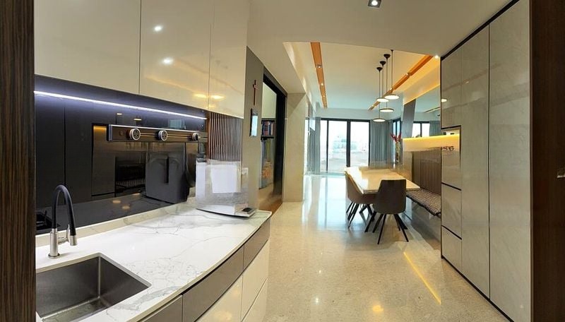 368 THOMSON 5