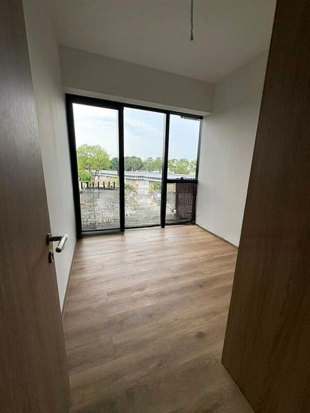 KI RESIDENCES AT BROOKVALE 4