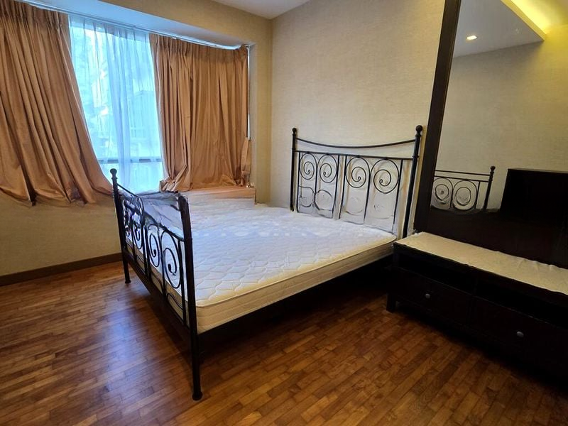 THE RAINTREE 7