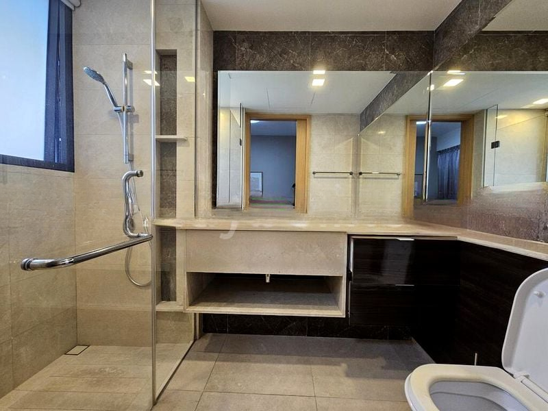 COMMONWEALTH TOWERS 6