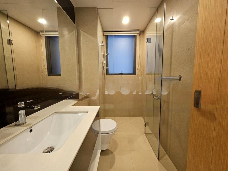 COMMONWEALTH TOWERS 4