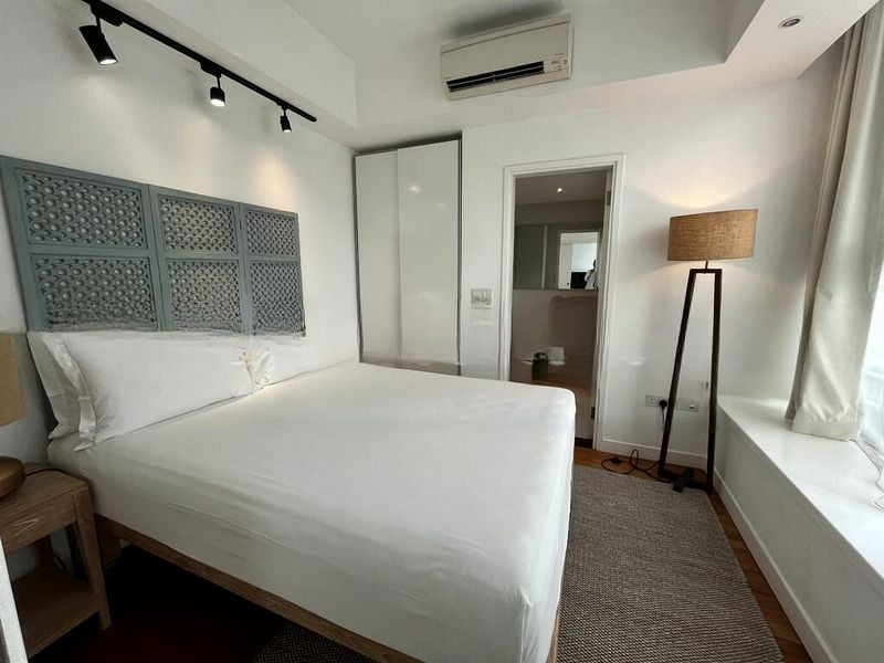 LOTUS AT PAYA LEBAR (EAST WING) 4