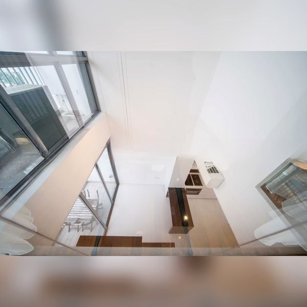 SPOTTISWOODE SUITES 7