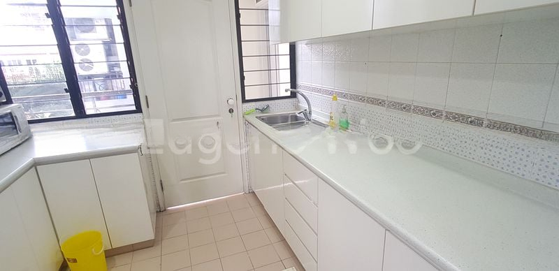 BANYAN CONDOMINIUM 4
