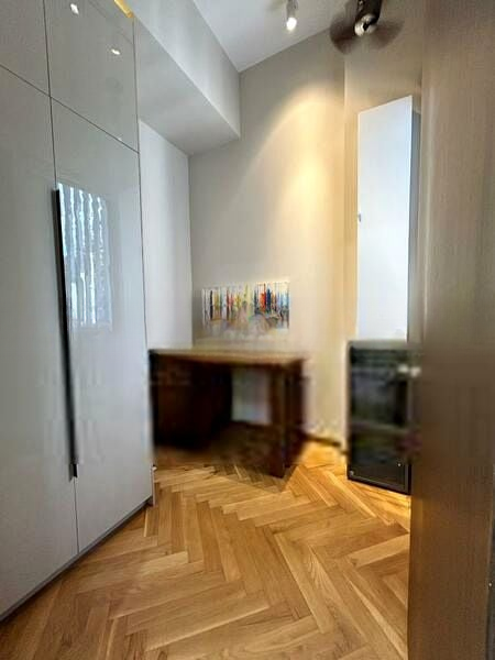 38 JERVOIS 8