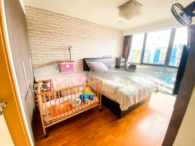 ESPARINA RESIDENCES 8