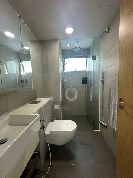 EIGHT RIVERSUITES 14