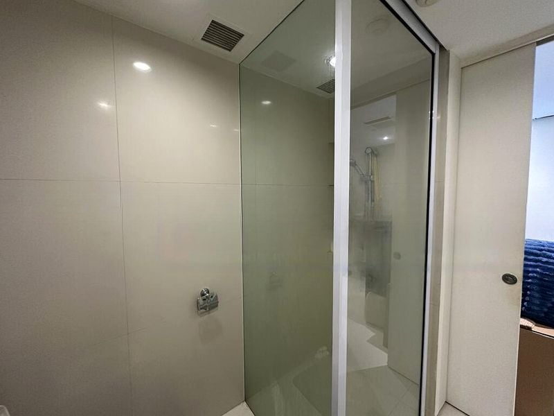 HIGH STREET CENTRE 2