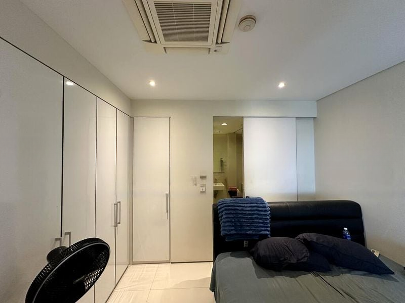 HIGH STREET CENTRE 4