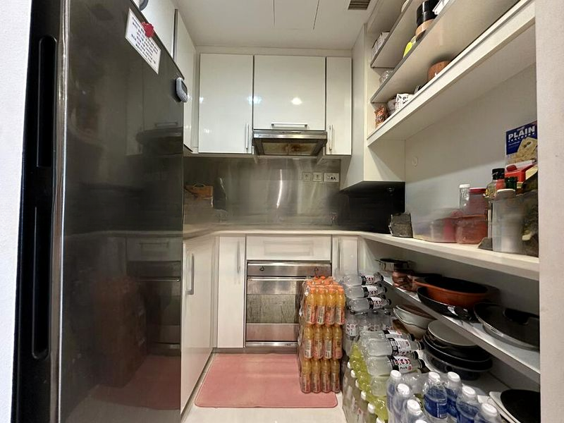 HIGH STREET CENTRE 6