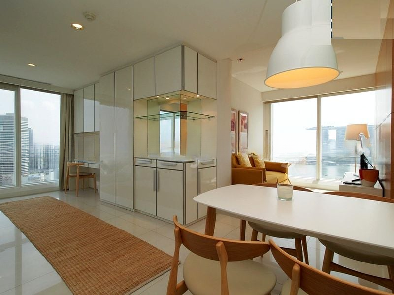 HIGH STREET CENTRE 6