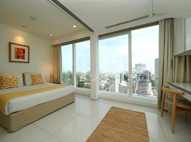 HIGH STREET CENTRE 4