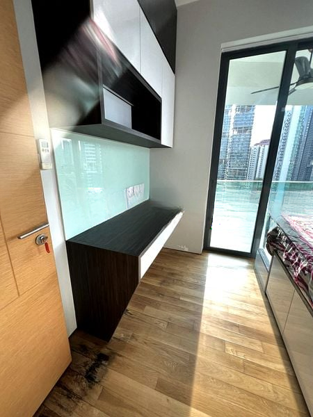 ILLUMINAIRE ON DEVONSHIRE 10