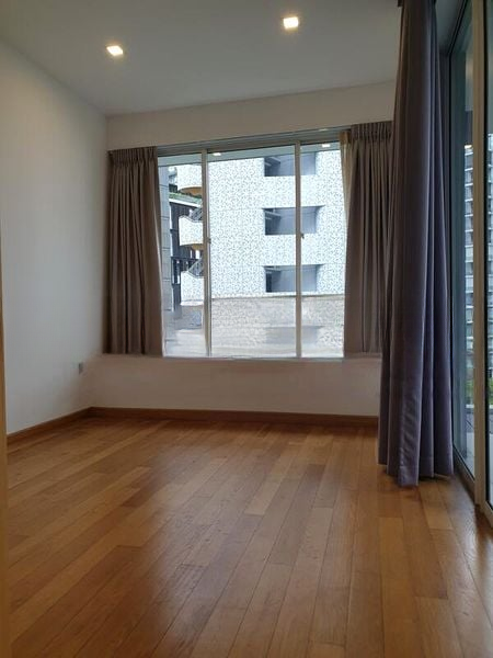 THE PEAK @ CAIRNHILL II 8