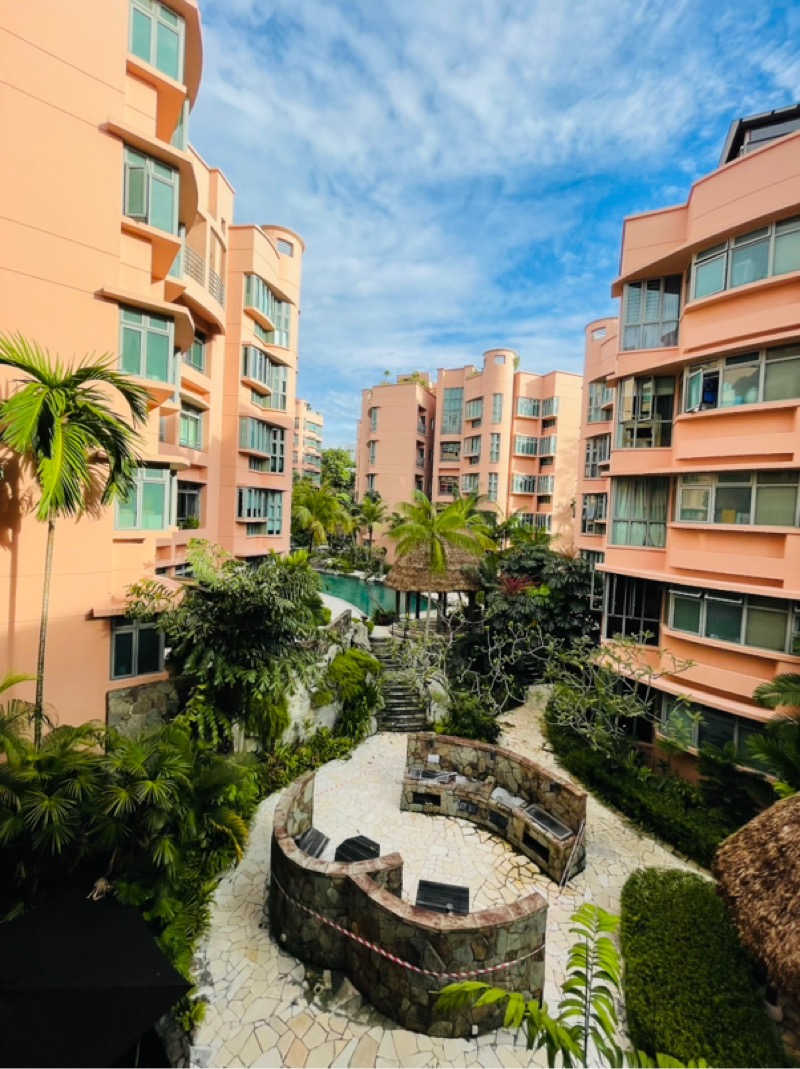 ADAM PARK CONDOMINIUM 6