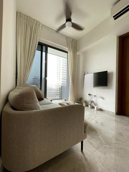 STIRLING RESIDENCES 8