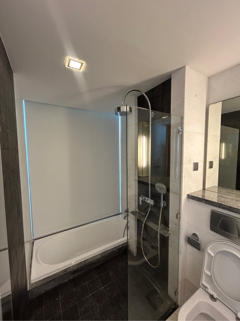 THE OCEANFRONT @ SENTOSA COVE 9