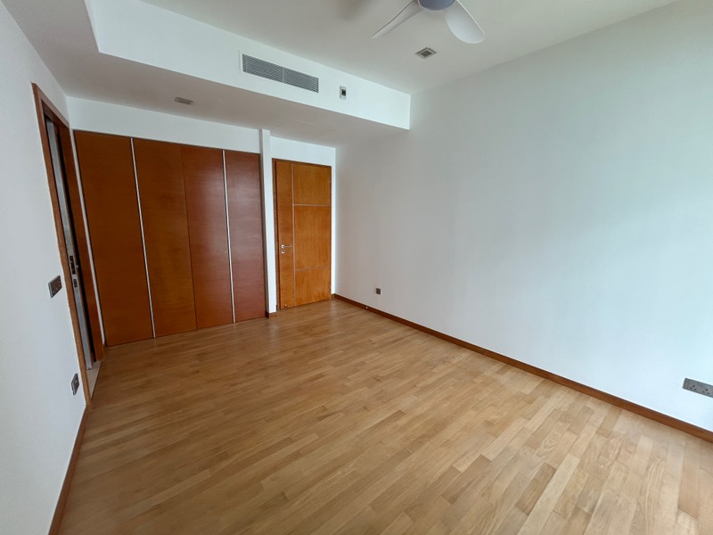 THE OCEANFRONT @ SENTOSA COVE 10