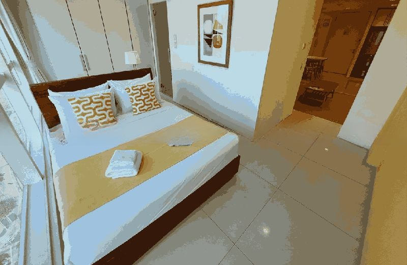 HIGH STREET CENTRE 7