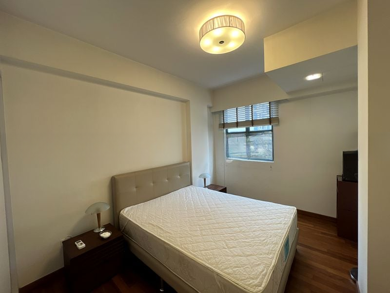 WEST BAY CONDOMINIUM 10
