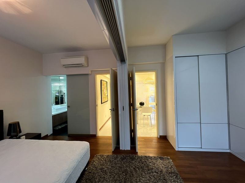 WEST BAY CONDOMINIUM 15